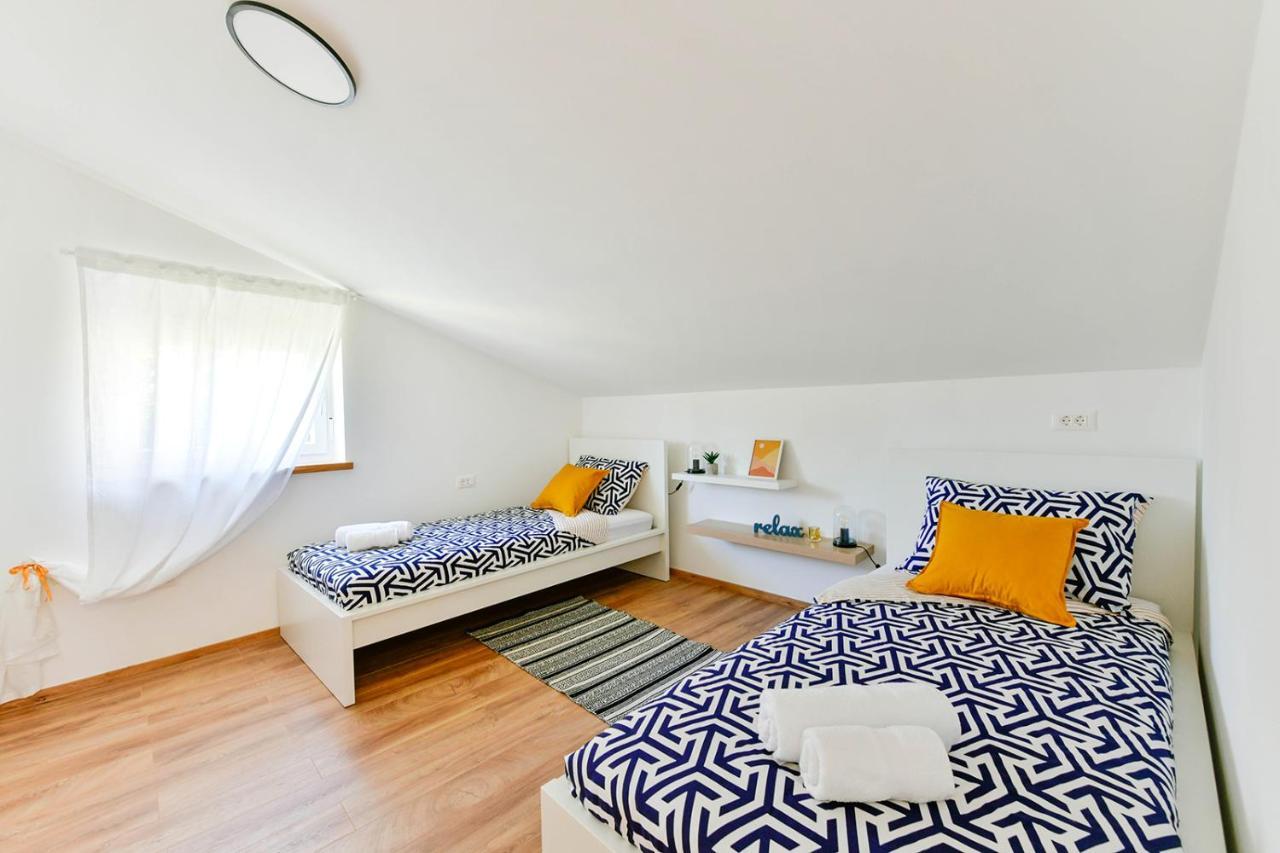 Apartment Aura Poreč Exteriör bild